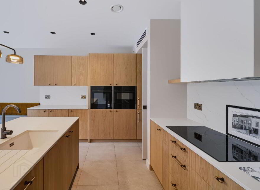 Merrion Gardens, Ballsbridge, Ballsbridge, D04V2N4