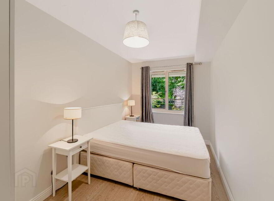 The Pines, Herbert Park Lane, Ballsbridge, Ballsbridge, D04FX38