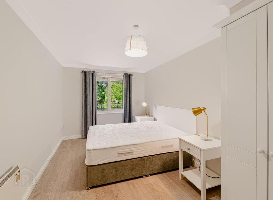 The Pines, Herbert Park Lane, Ballsbridge, Ballsbridge, D04FX38