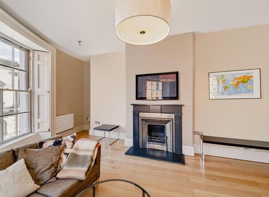 Lincoln Place, Dublin 2, D02EN80