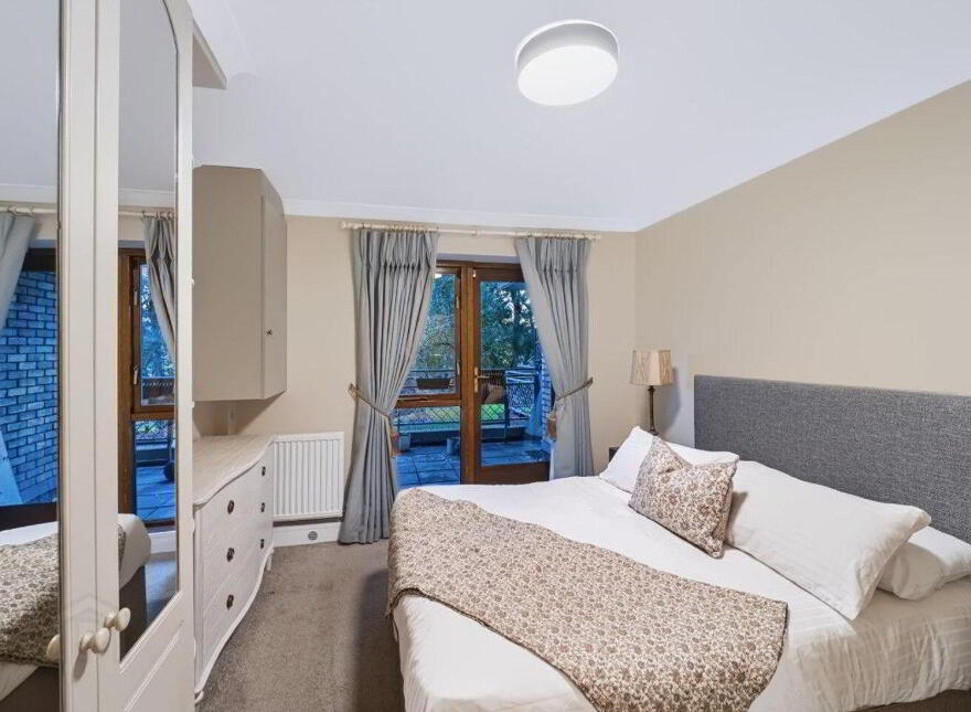 Shrewsbury Park Ballsbridge, Ballsbridge, D04FK44