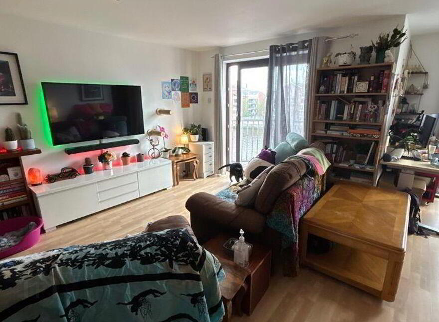 31 St. Johns Wharf, 1-3 Laganbank Road, Belfast, BT1 3LT