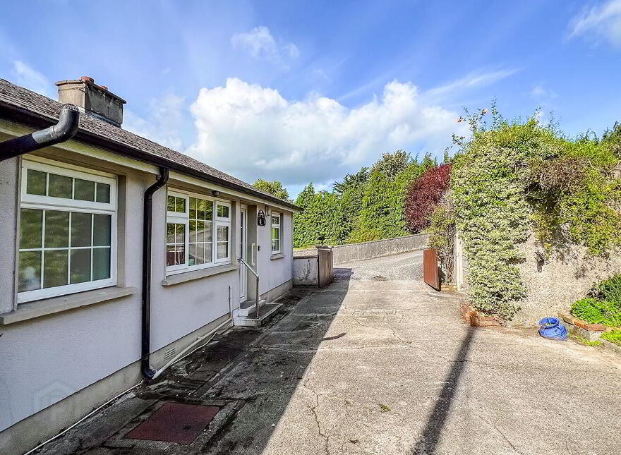 Cedar Heights, Fair Green, Graiguenamanagh, Kilkenny Town, R95K6V0