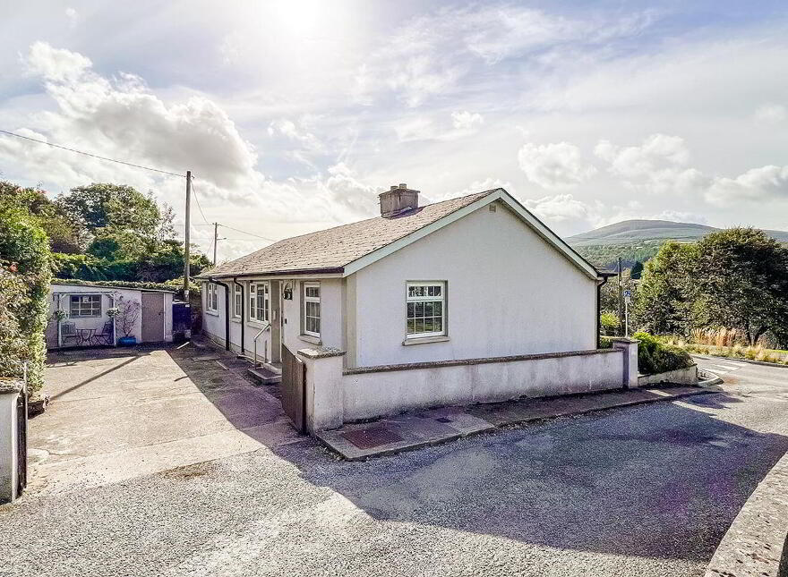 Cedar Heights, Fair Green, Graiguenamanagh, Kilkenny Town, R95K6V0