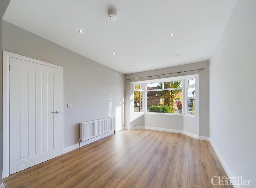 176 Grand Parade, Belfast, BT5 5PE
