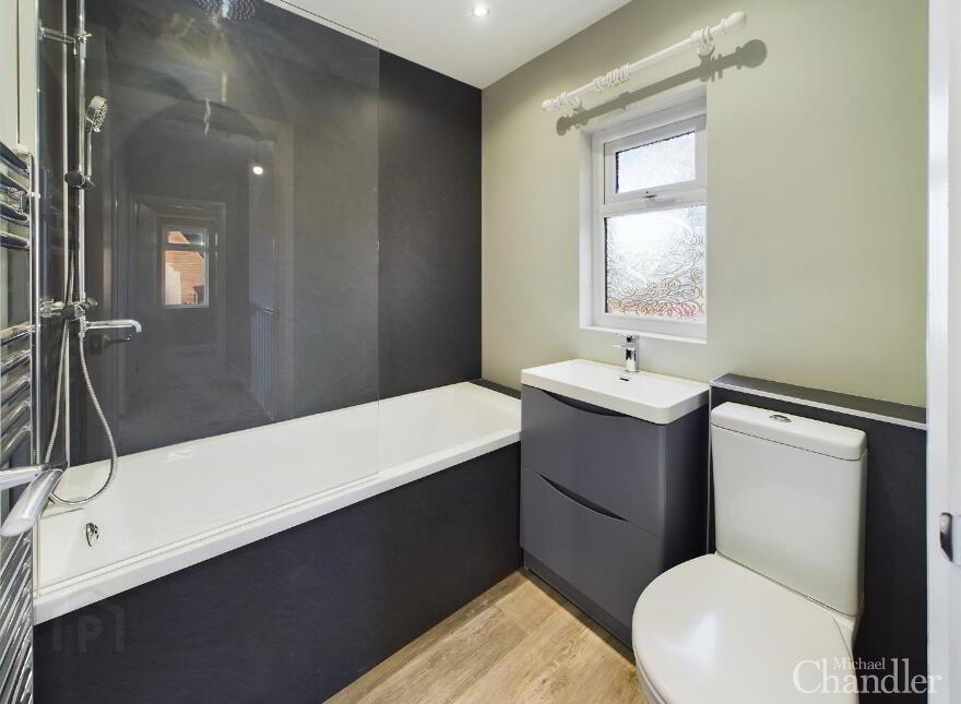 176 Grand Parade, Belfast, BT5 5PE