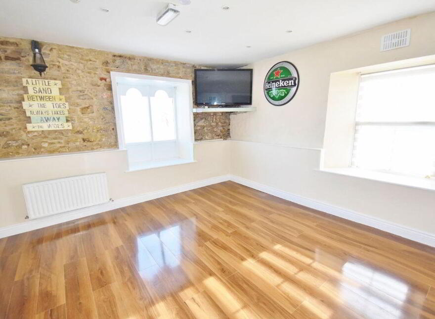 Main Street ( Formally, J Brownes Bar), Ballyduff, V92HP2W