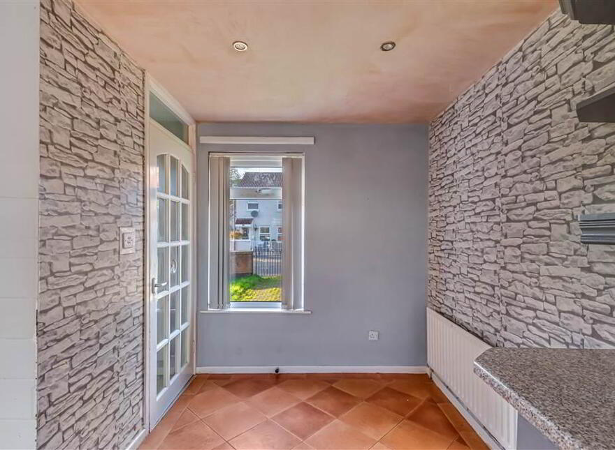 20 Aitnamona Crescent, Belfast, BT11 8PN