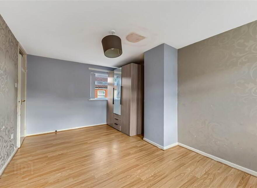 20 Aitnamona Crescent, Belfast, BT11 8PN