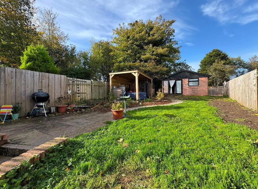 10 Ypres Park, Station Road, Newtownabbey, BT37 0BP