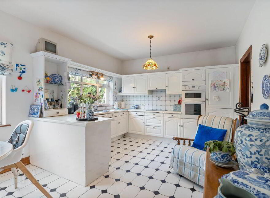 8 The Manor, Model Farm, Model Farm Road, T12YX8R