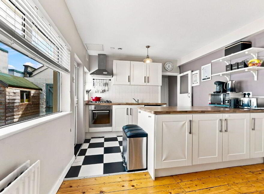 3 Connaught Parade, Phibsborough, Phibsborough, D07E043