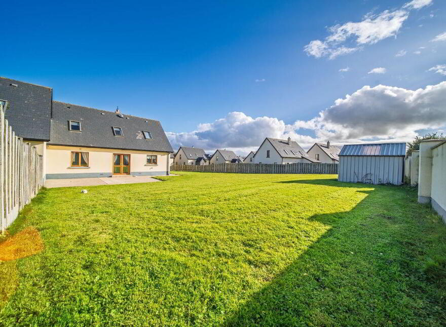 C77 Cahermore Holiday Village, Enniscrone, F26P276