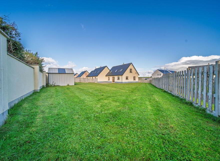 C77 Cahermore Holiday Village, Enniscrone, F26P276