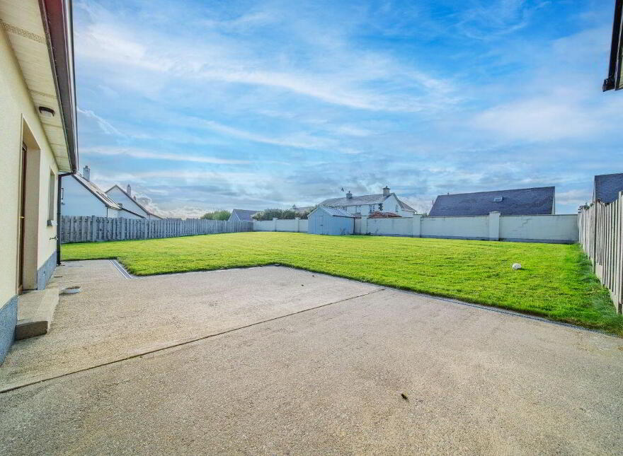 C77 Cahermore Holiday Village, Enniscrone, F26P276