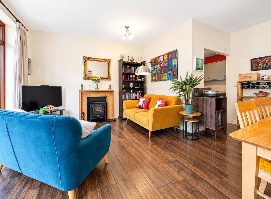 Block E, 212 Castleforbes Square, Ifsc, Ifsc, D01R667