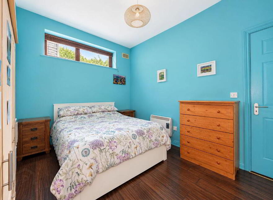 Block E, 212 Castleforbes Square, Ifsc, Ifsc, D01R667
