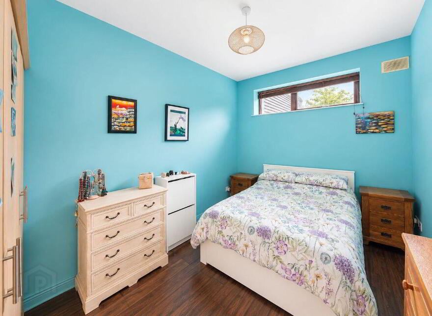 Block E, 212 Castleforbes Square, Ifsc, Ifsc, D01R667