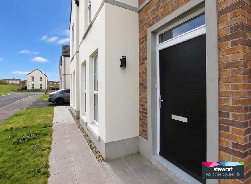67 South Lake Park, Craigavon, BT64 1BE
