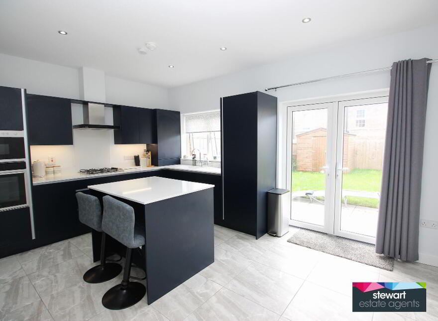 67 South Lake Park, Craigavon, BT64 1BE