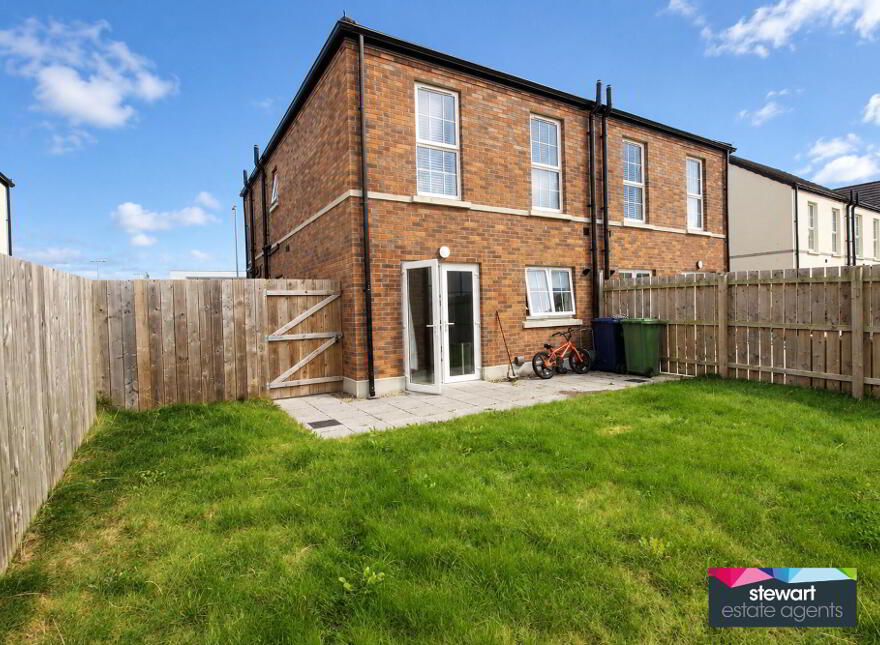 67 South Lake Park, Craigavon, BT64 1BE