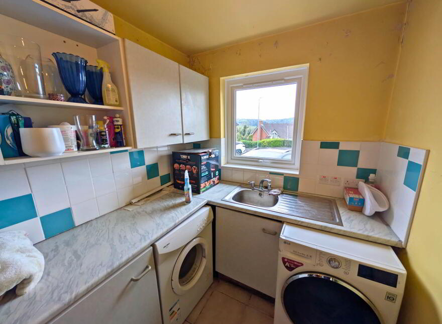 20 Fairview Avenue, Whitehead, Carrickfergus, BT38 9NU