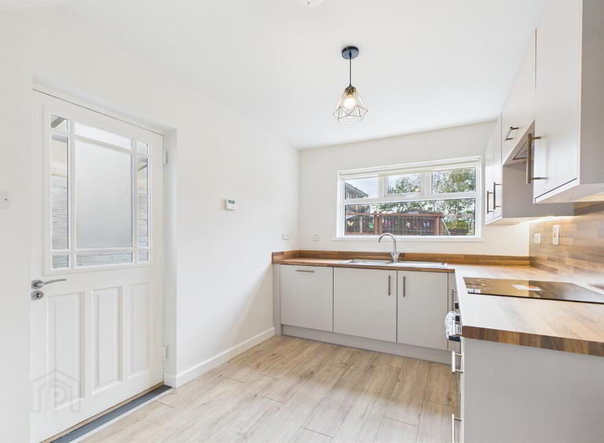 55 Clarawood Park, Belfast, BT5 6FT