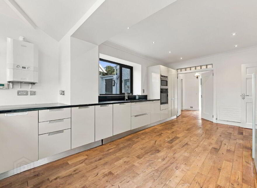 Stonehaven, Dublin Road, Malahide, K36A008