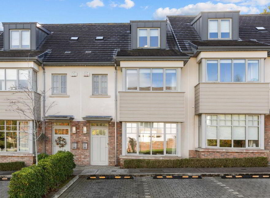 4 Knocksinna Wood, Blackrock, Blackrock, D18P9P1