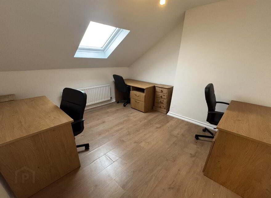 Flat 2, 10 Wellesley Avenue, Belfast, BT9 6DG