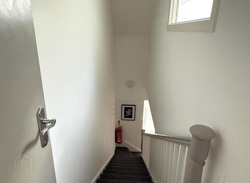 1 The Square, Hillsborough, BT26 6AG