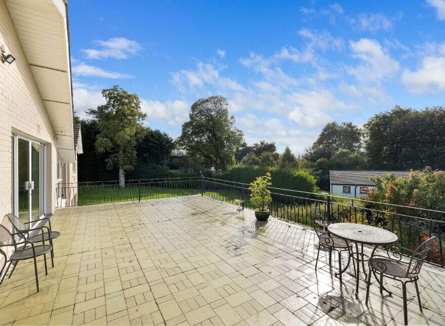 Graceland, 1 Killiney Heath, Killiney, A96R684