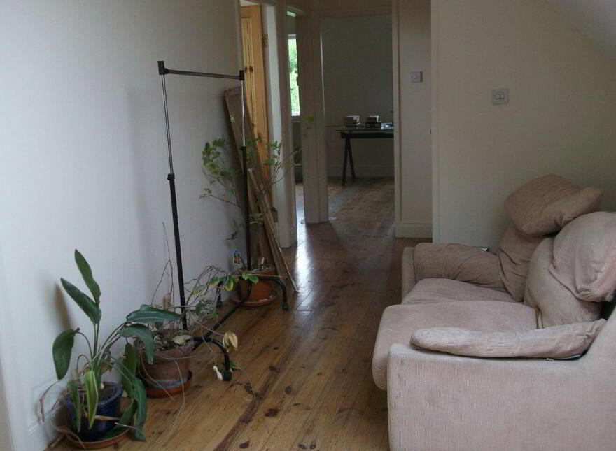 Monagee, Camus, Cashel, E25F437