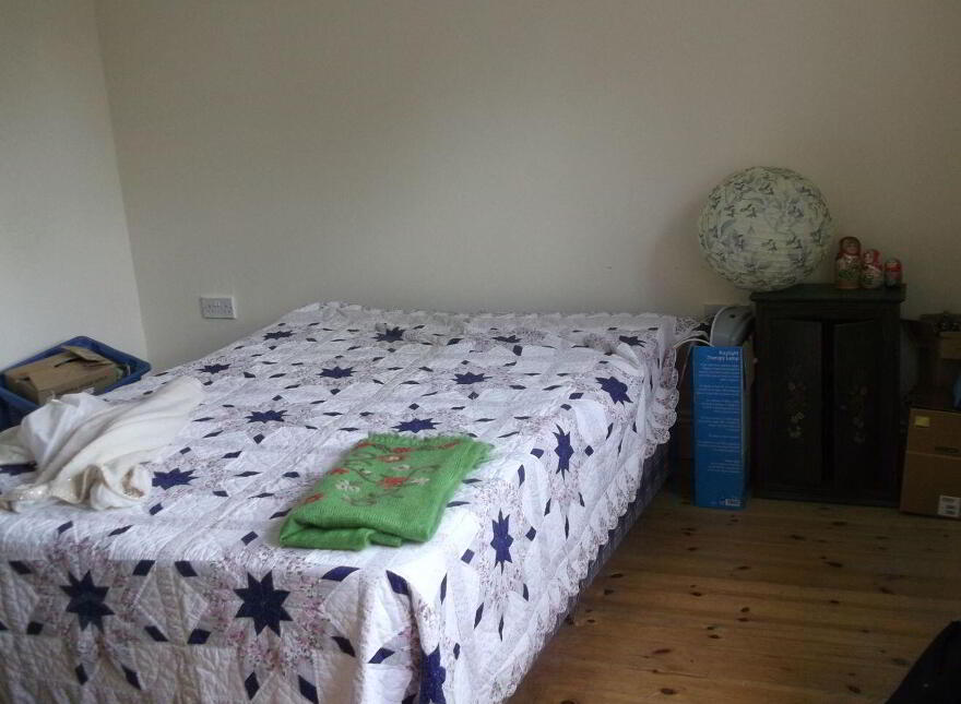 Monagee, Camus, Cashel, E25F437
