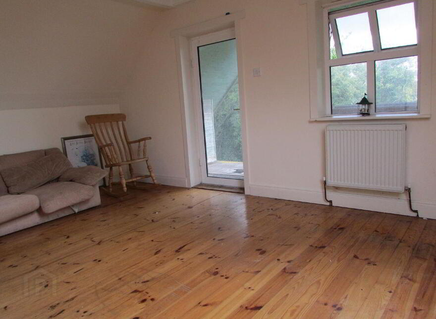 Monagee, Camus, Cashel, E25F437