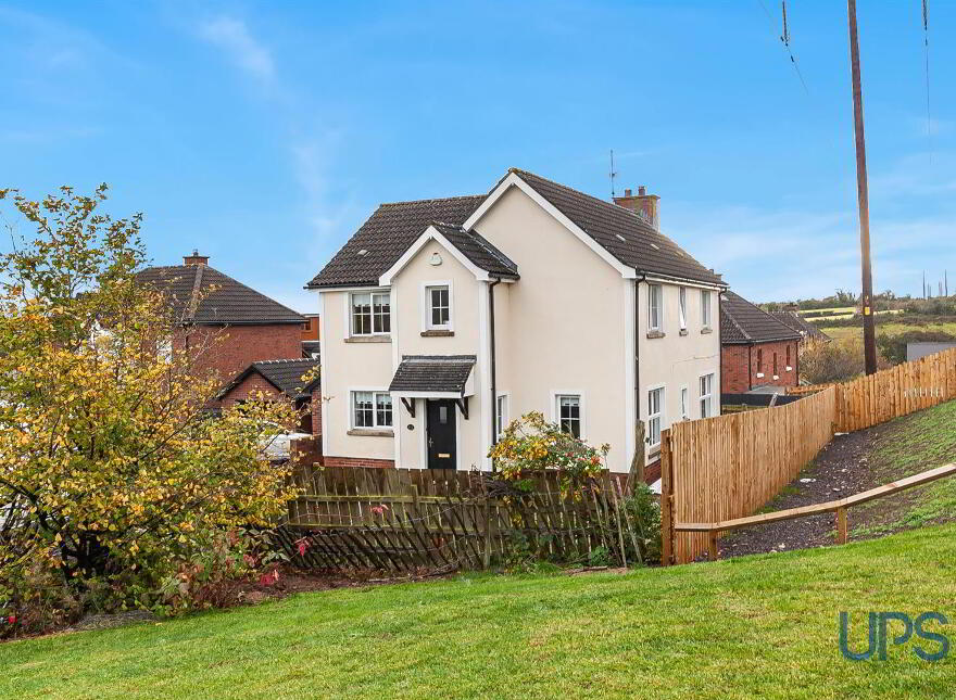 112 Lagmore Glen, Stewartstown Road, Dunmurry, Belfast, BT17 0WB