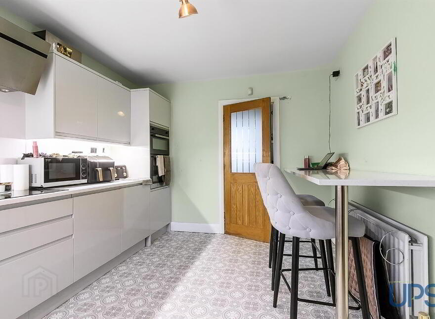 112 Lagmore Glen, Stewartstown Road, Dunmurry, Belfast, BT17 0WB