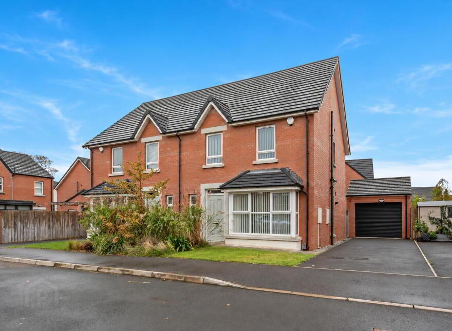 14 High Trees Crescent, Donaghadee, BT21 0GT