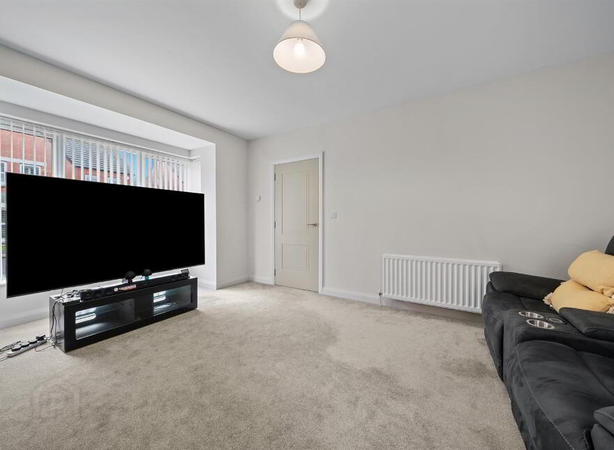 14 High Trees Crescent, Donaghadee, BT21 0GT