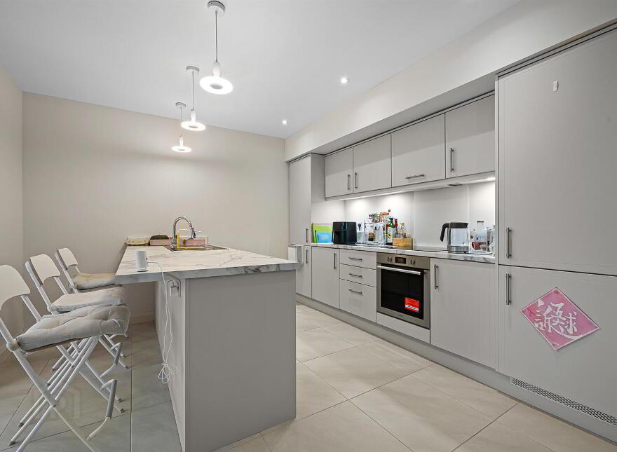 14 High Trees Crescent, Donaghadee, BT21 0GT