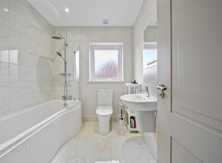 14 High Trees Crescent, Donaghadee, BT21 0GT