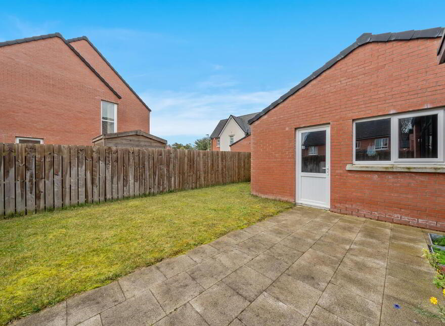 14 High Trees Crescent, Donaghadee, BT21 0GT