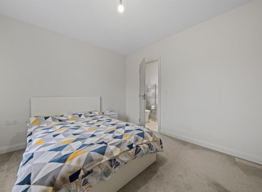 14 High Trees Crescent, Donaghadee, BT21 0GT