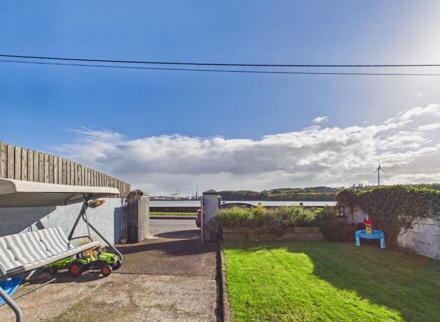 Bayview, Strand Road, Monkstown, T12AE6N