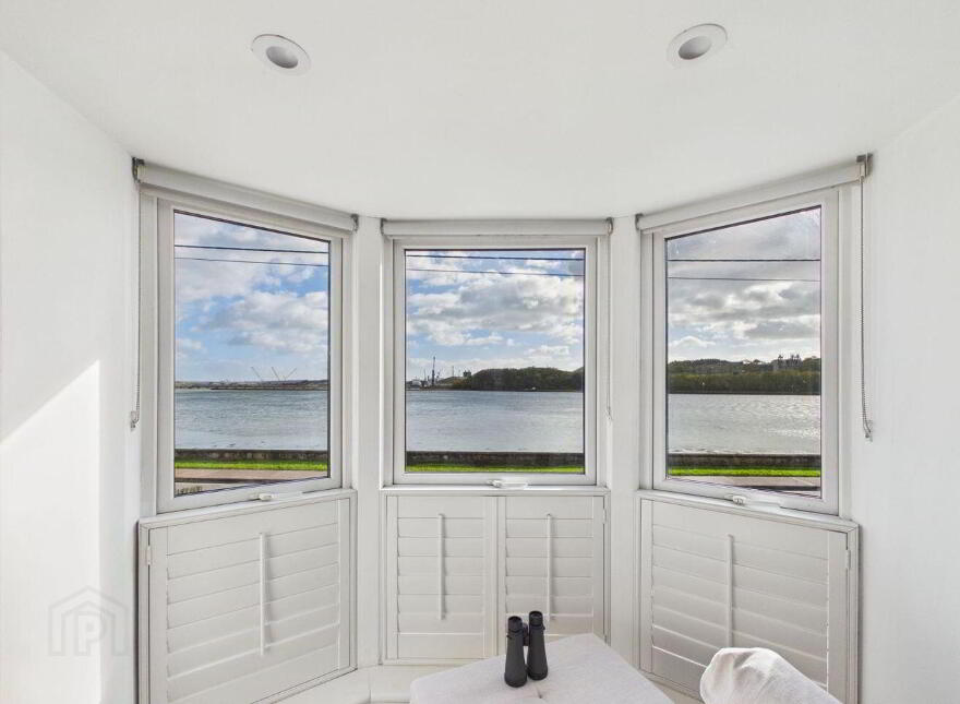 Bayview, Strand Road, Monkstown, T12AE6N
