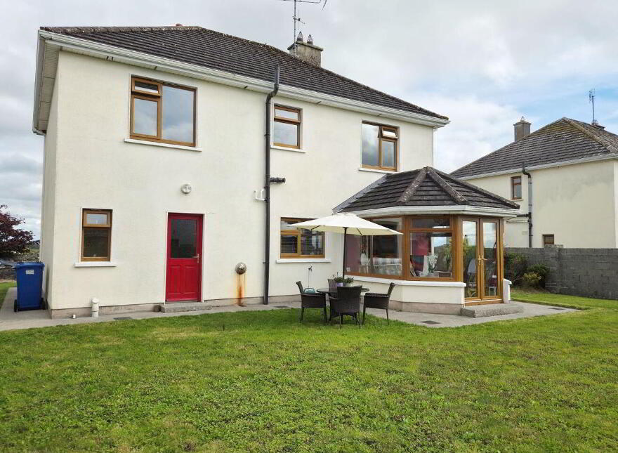 8 Churchfields, Shrule, H91P8C2