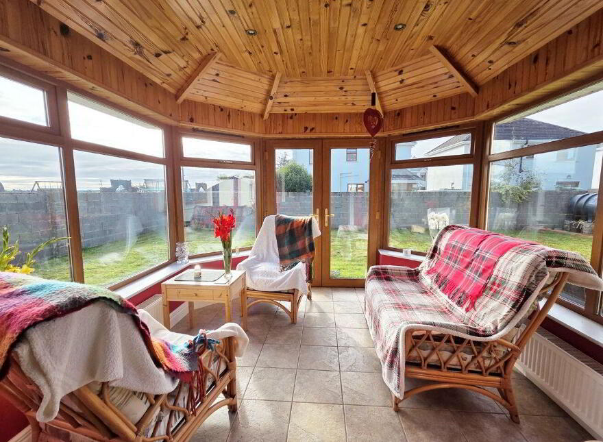 8 Churchfields, Shrule, H91P8C2