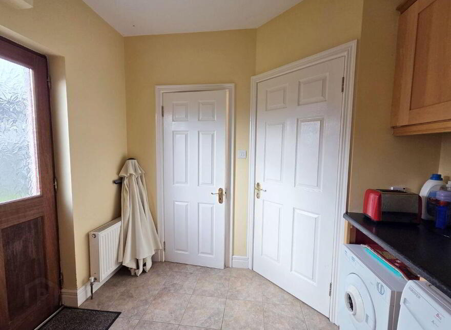 8 Churchfields, Shrule, H91P8C2