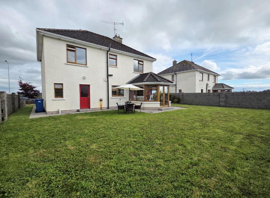 8 Churchfields, Shrule, H91P8C2