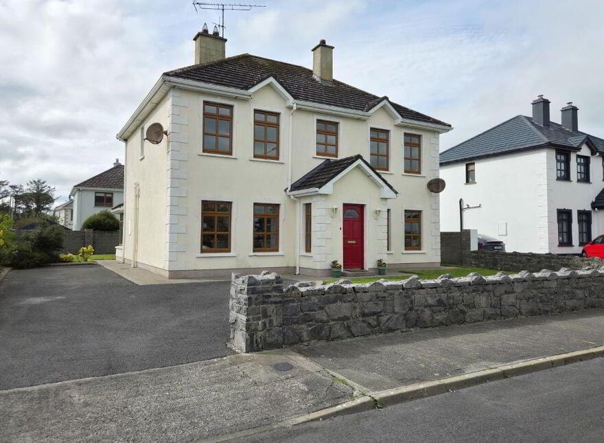 8 Churchfields, Shrule, H91P8C2